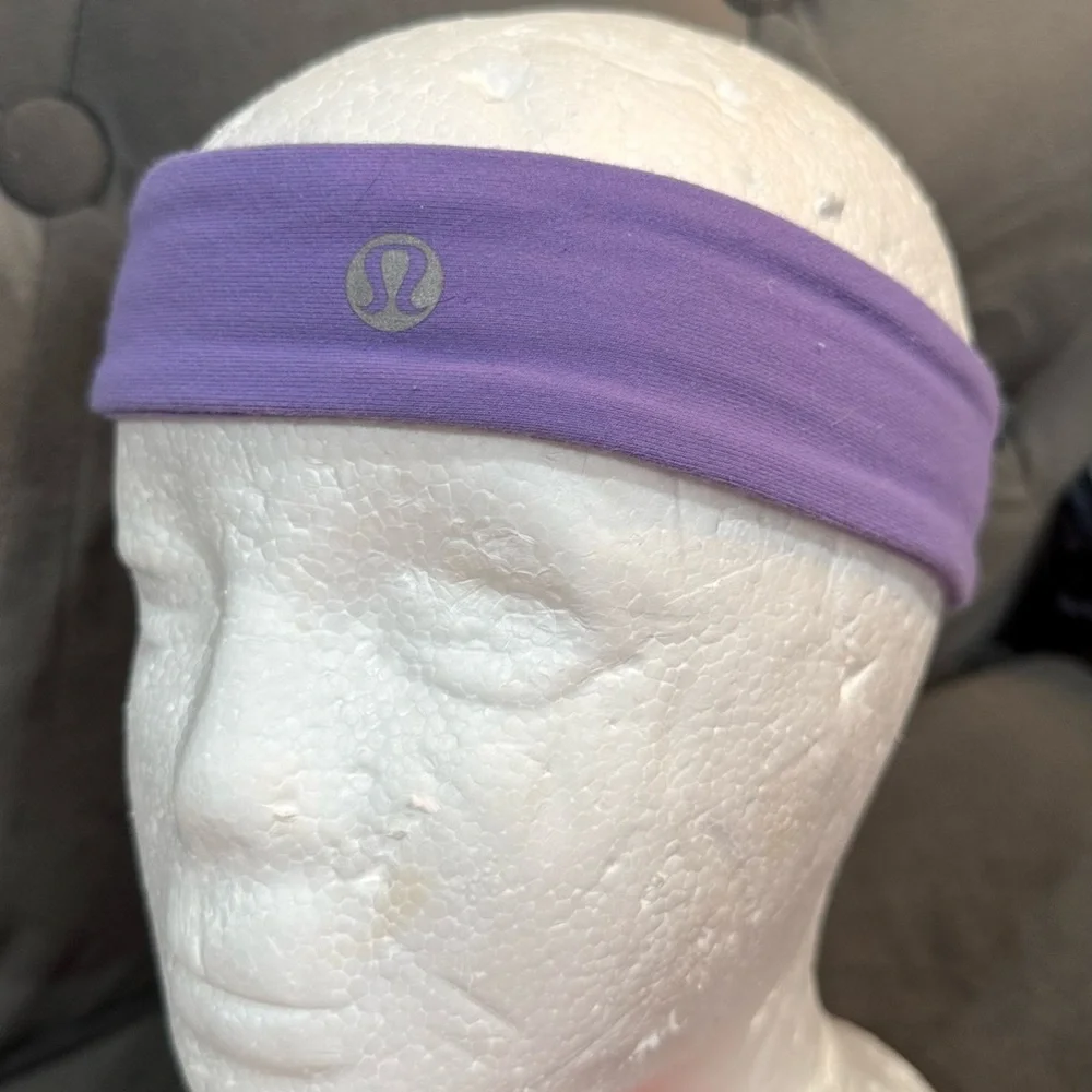 Lululemon Slipless Lavender Purple Headband